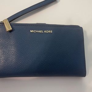 Michael Kors Jet Set Double Zip Wristlet